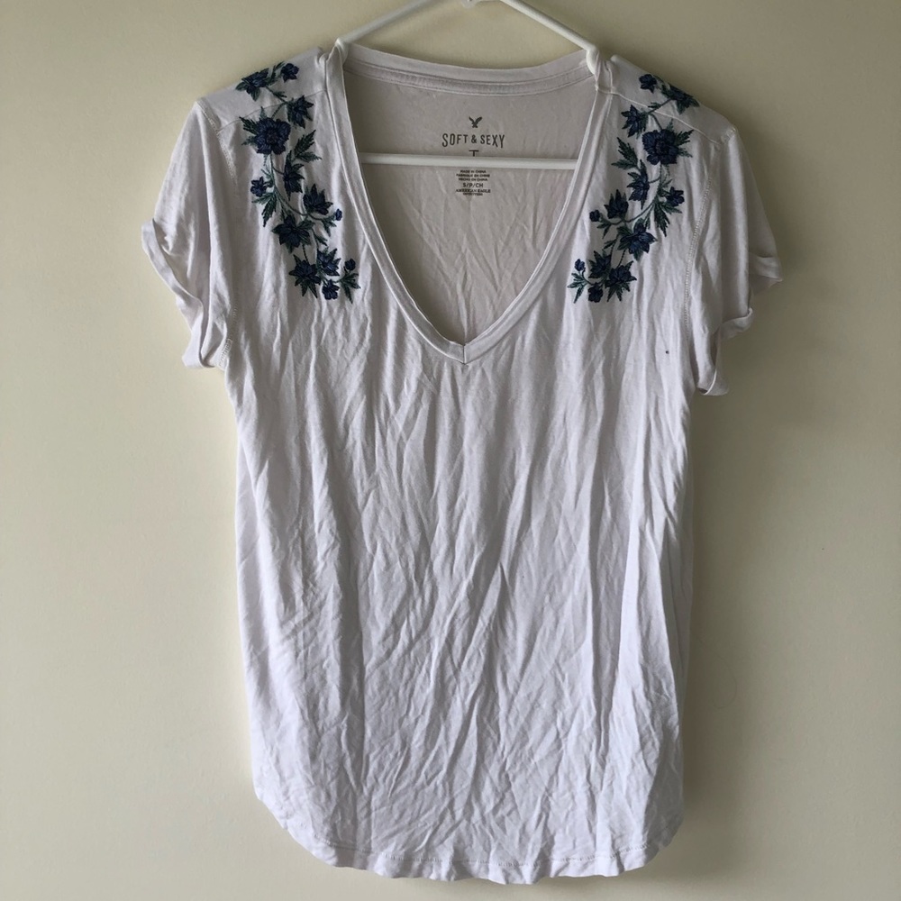 american eagle tee